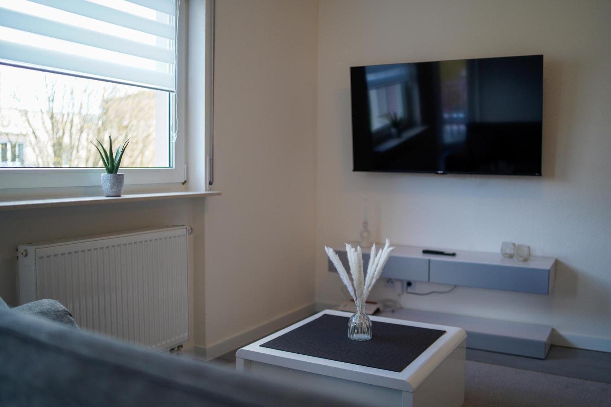 Designer Central Living Karlsruhe Wlan & Fire Tv Stick Bagian luar foto